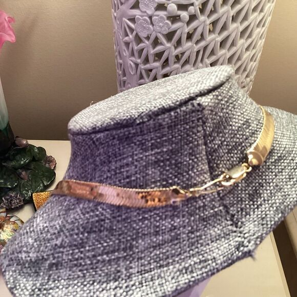 Nicely Made Goldtone Wide Herringbone Necklace - Picture 7 of 8